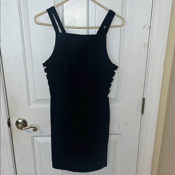 Amanda Uprichard Elegant Black  Dress women’s size Small - Picture 1 of 9